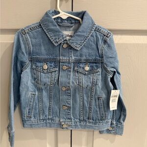 ⭐️NWT ❤️ Disney Mickey Mouse denim jacket